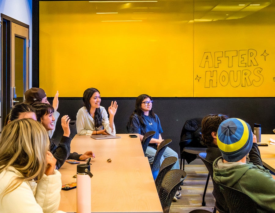 Advertising Club Helps Students Build Community and Portfolios | UO ...