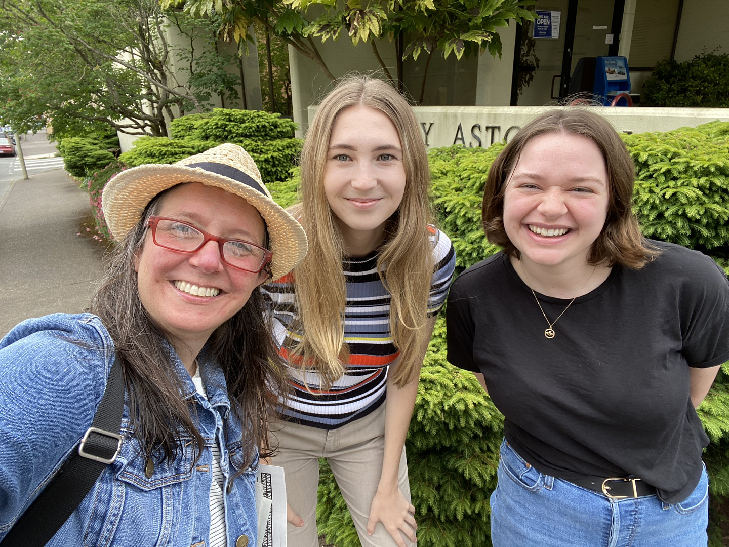 Nicole Dahmen, Alexis Weisend, and Abbey McDonald