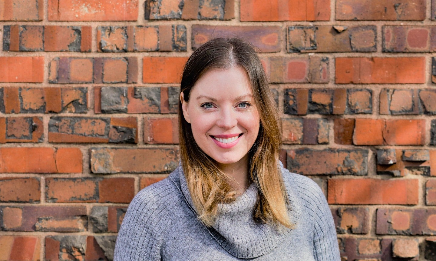 portrait of Sara Roth