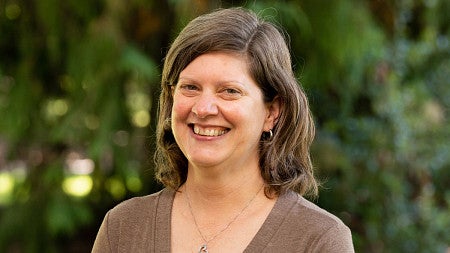 portrait of Lori Shontz