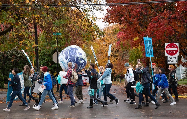Climate change rally Oct. 29, 2018, Eugene, Oregon Students participating in the climate change rally Oct. 29, 2018, Eugene, Oregon